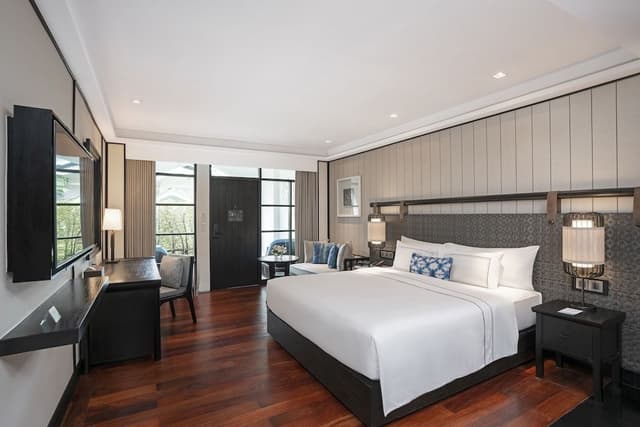 Premium Room, Poolside
