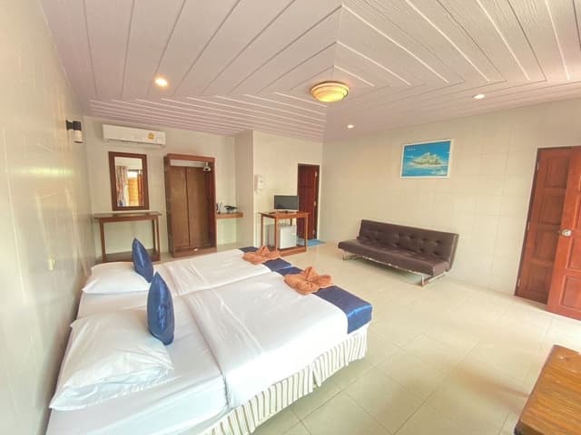 Deluxe Double or Twin Room