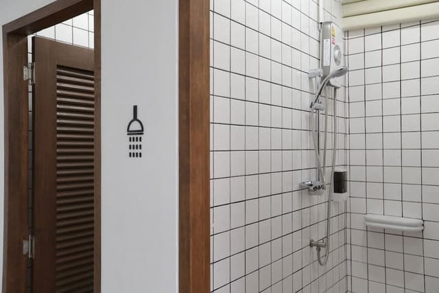 Standard Double Room with Shared Bathroom