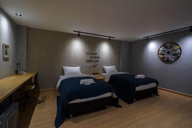 Deluxe Twin room