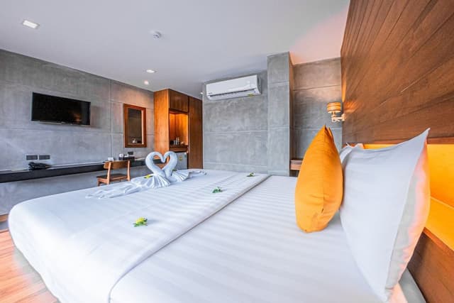 Standard Double or Twin Room, Balcony