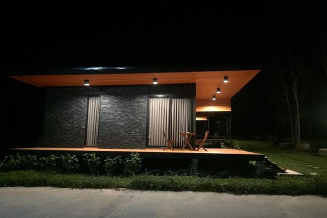 Deluxe Bungalow