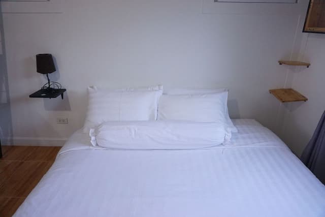 Studio Room