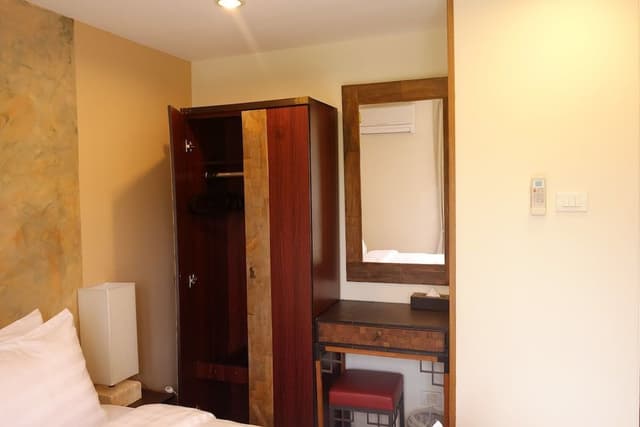 Executive Suite