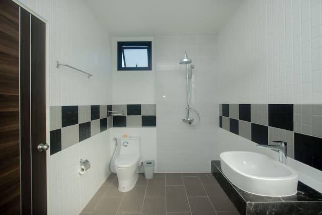 2 Bedrooms Villa Garden View