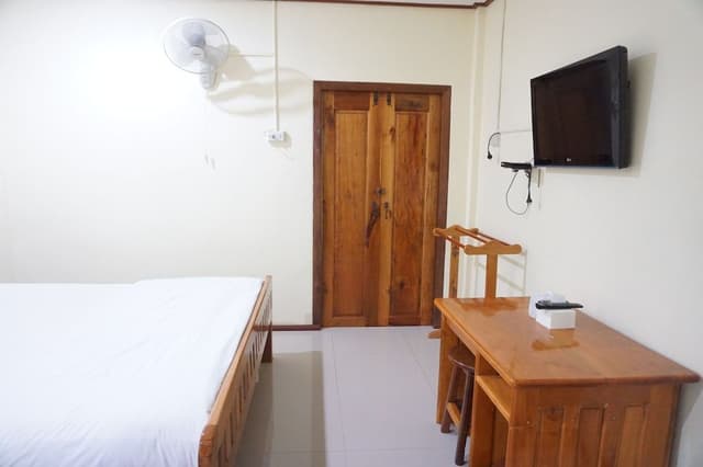 Standard Bungalow (Double Bed)