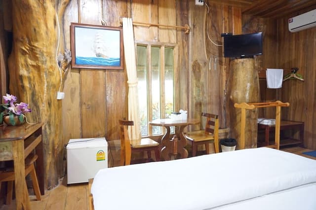 Standard Bungalow (Double Bed)