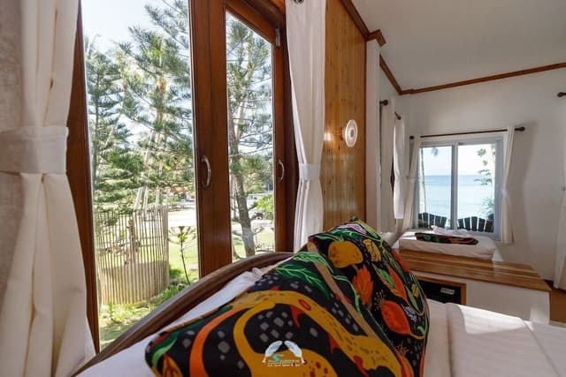Beachfront Triple Room