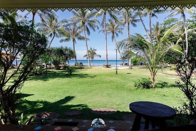 Beachfront Villa with Sea View