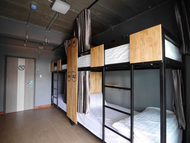 Mixed Dormitory Room
