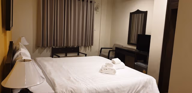 Deluxe Double or Twin Room