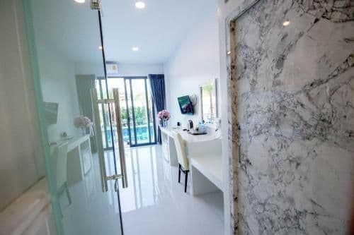 Double Room with Pool View