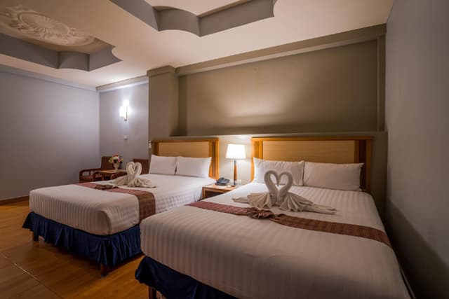 Deluxe Room - Twin Bed