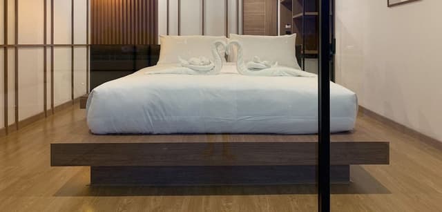 Panoramic Jacuzzi Suite