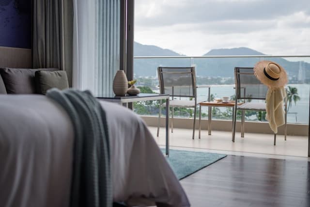 Grand Ocean Room