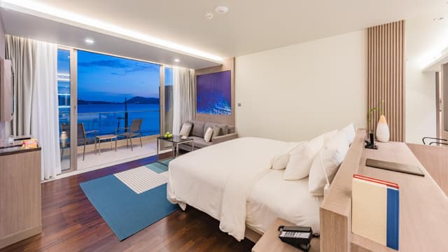 Grand Ocean Suite
