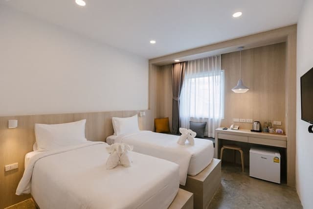 Deluxe Twin Room