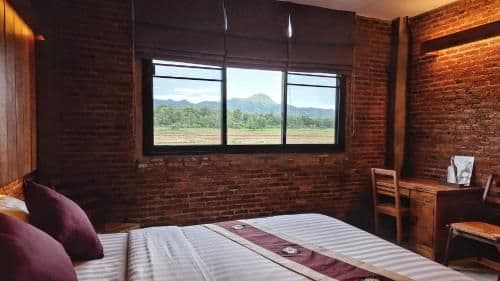 Mountain View Queen Room