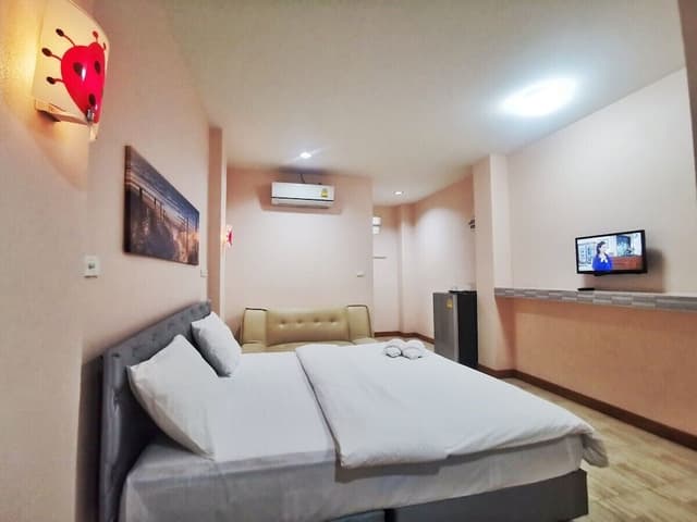 Standard King Room