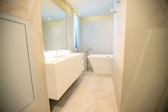Suite Room