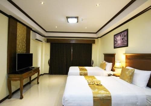 Deluxe Twin Bed