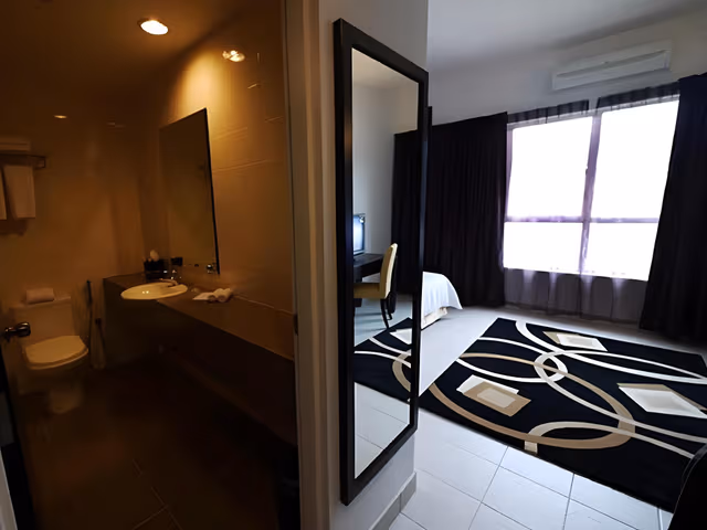 Deluxe King Room