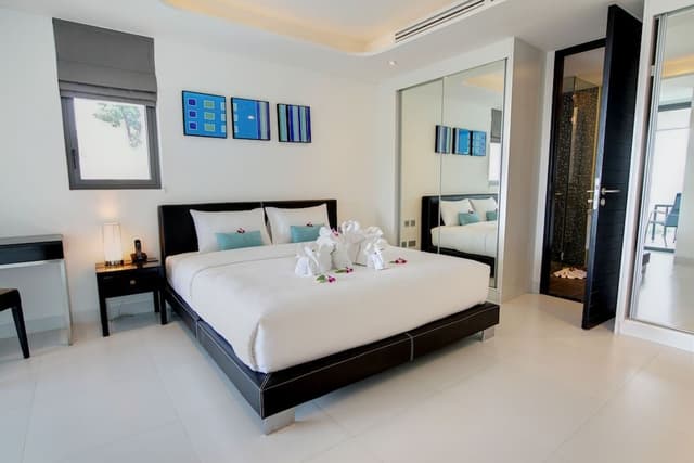 Suite, 1 Bedroom, Pool View