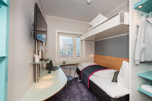 Economy Room