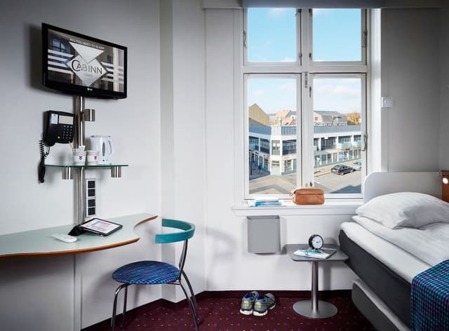 Economy Room