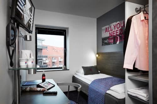 Economy Room