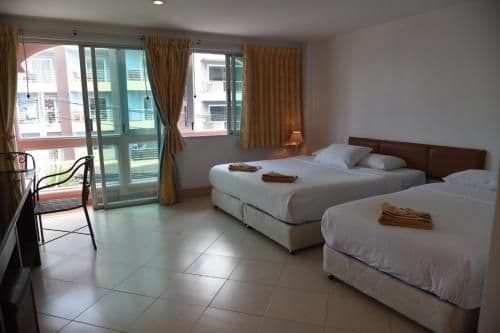 Triple Room