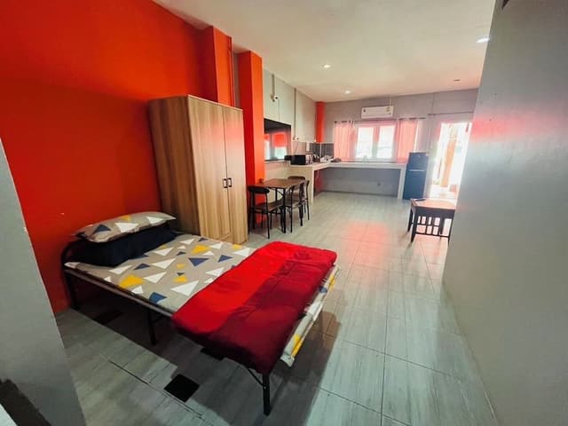 Family Apartment, 1 King Bed
