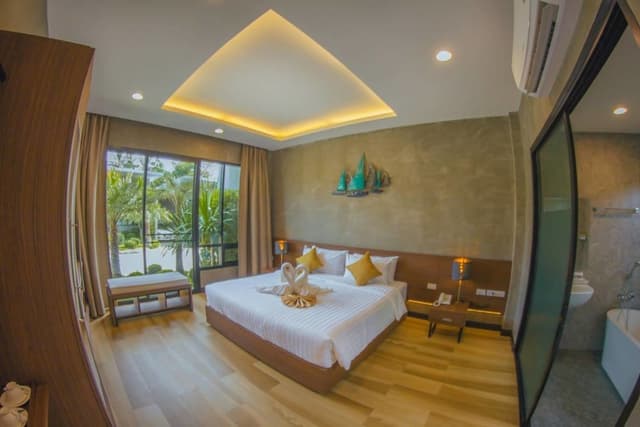 Family Room with Garden