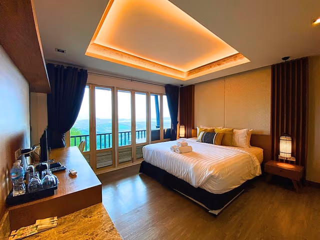 Tropical Room