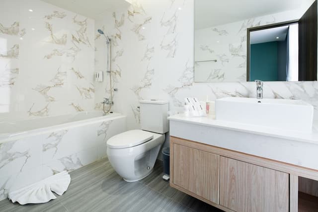 Executive Room, Bathtub