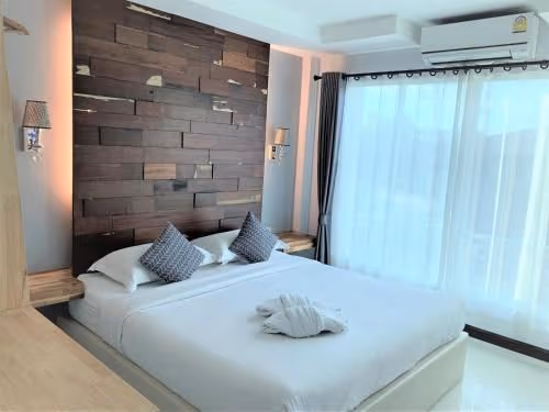 Standard King Bed Non-Smoking
