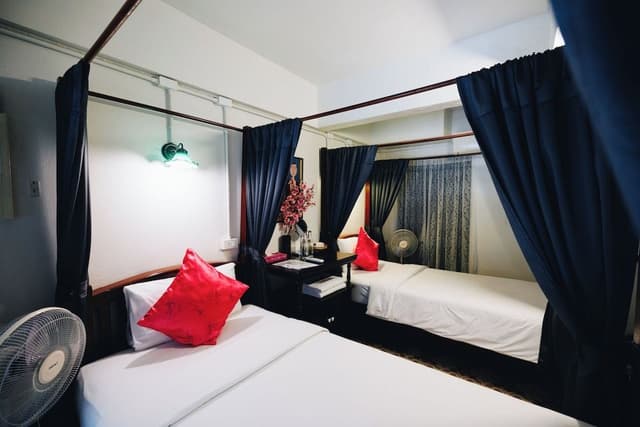Twin Room with Shared Bathroom