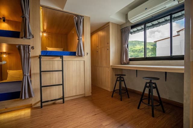8-Bed Mixed Dormitory