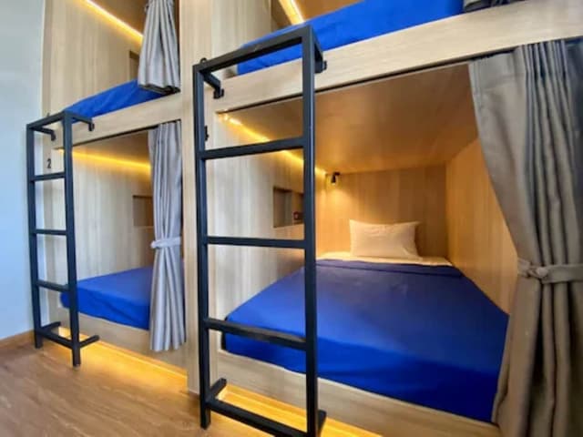 15-Bed Mixed Dormitory