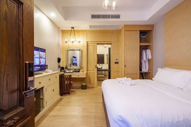 Double Room