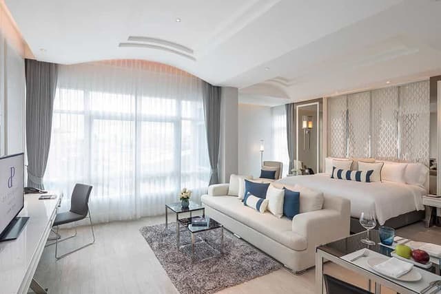 Sapphire Suite