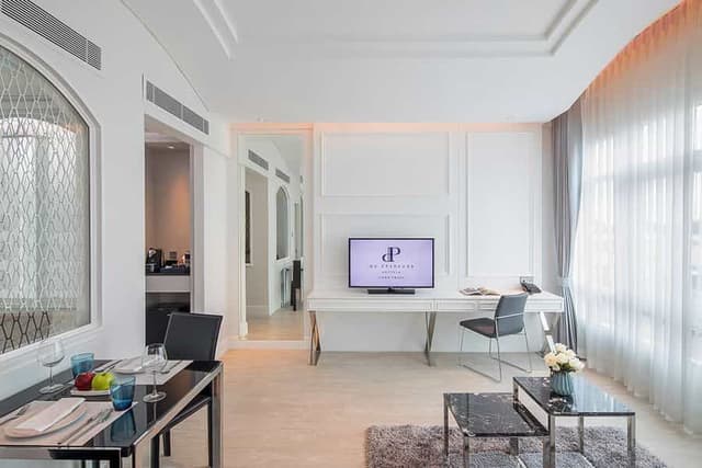 Sapphire Suite