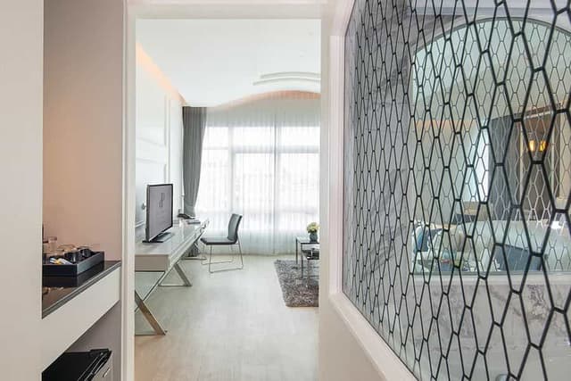Sapphire Suite