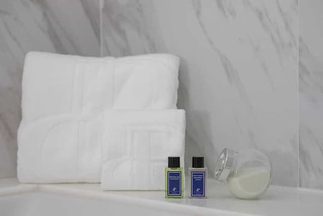 Sapphire Suite