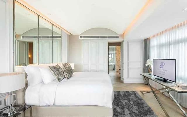 Prestige Suite