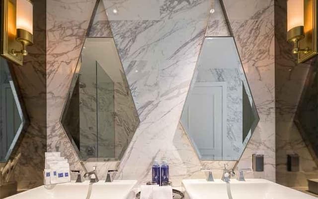 Sapphire Suite