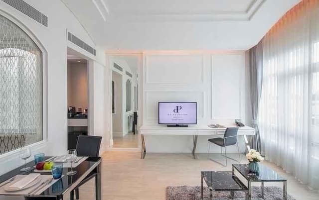 Sapphire Suite