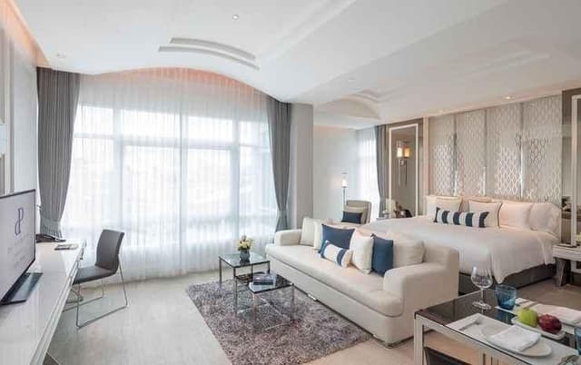 Sapphire Suite