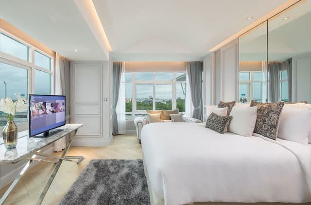 Prestige Suite