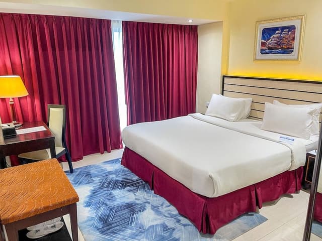 Executive Suite